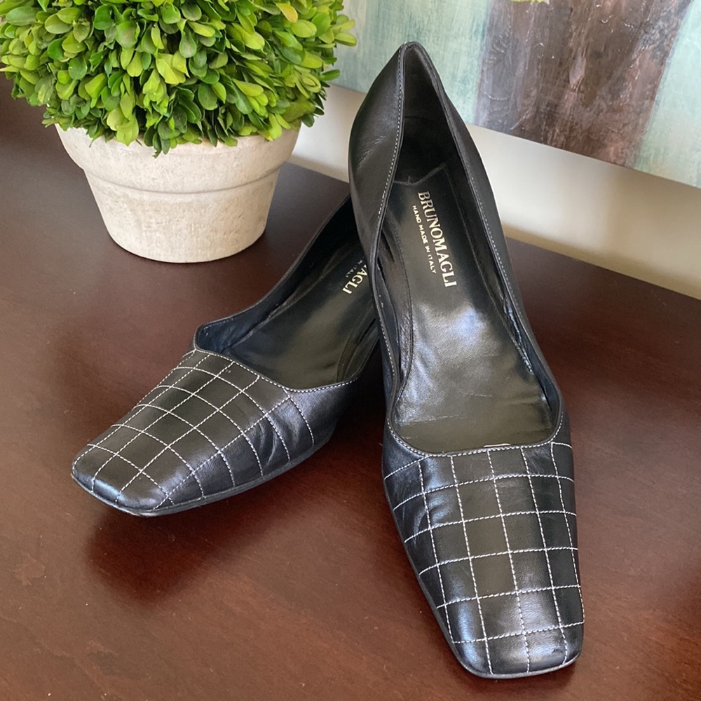 BRUNO MAGLI 🖤BLACK🖤 ITALIAN LEATHER SQUARE TOE LOW HEEL PUMPS SIZE 10 🌟EUC🌟